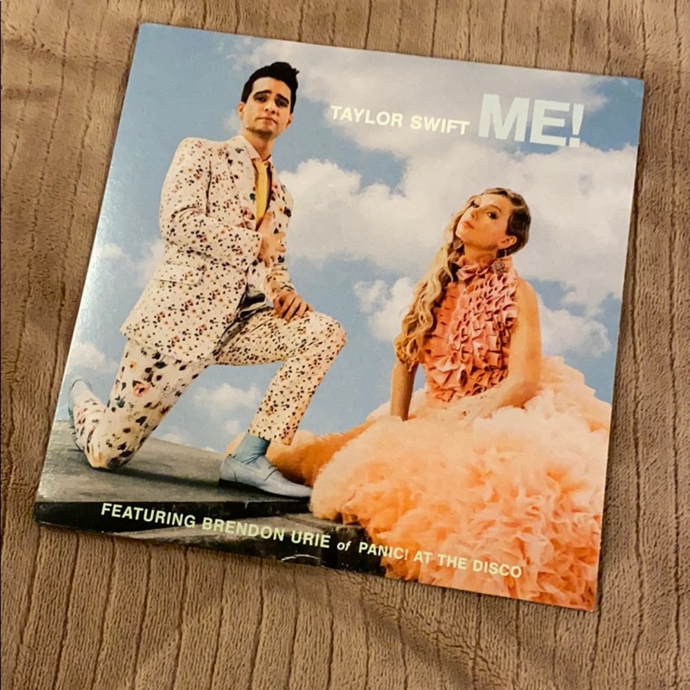 Taylor Swift ME vinyl